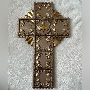 NEW Home Interiors Decorative Gold and Bronze Wall Cross plastic ornate